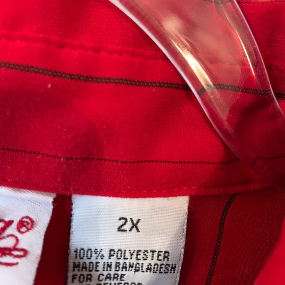 Elegant Red Striped Blouse - Picture 7 of 10